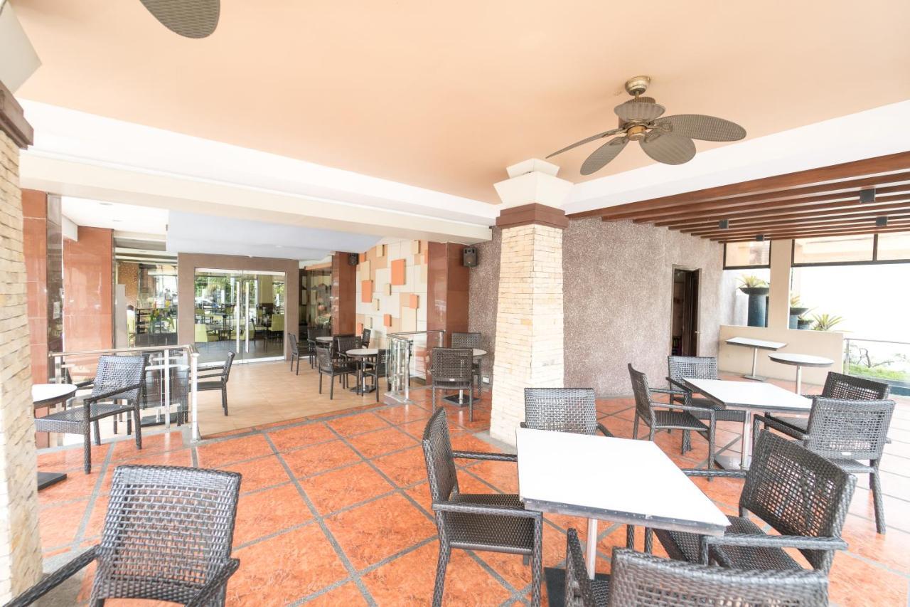 Mo2 Westown Hotel Iloilo Luaran gambar